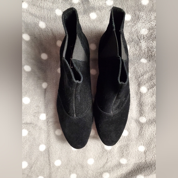Town Shoes, Suede, black, flats - Picture 7 of 16